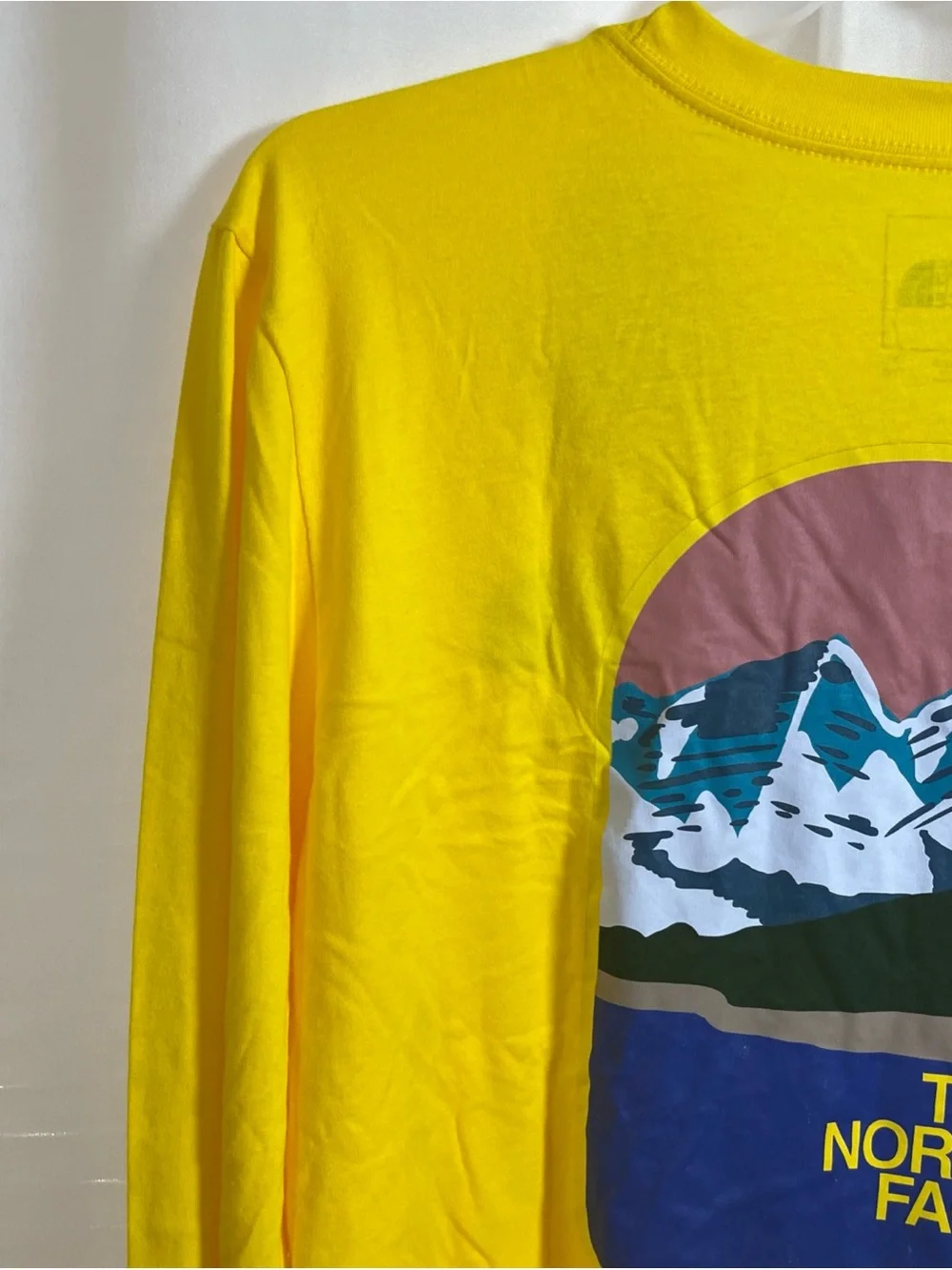 The North Face Long Sleeve Men's Crew Neck Tee Shirt Lightning Yellow XL NWT